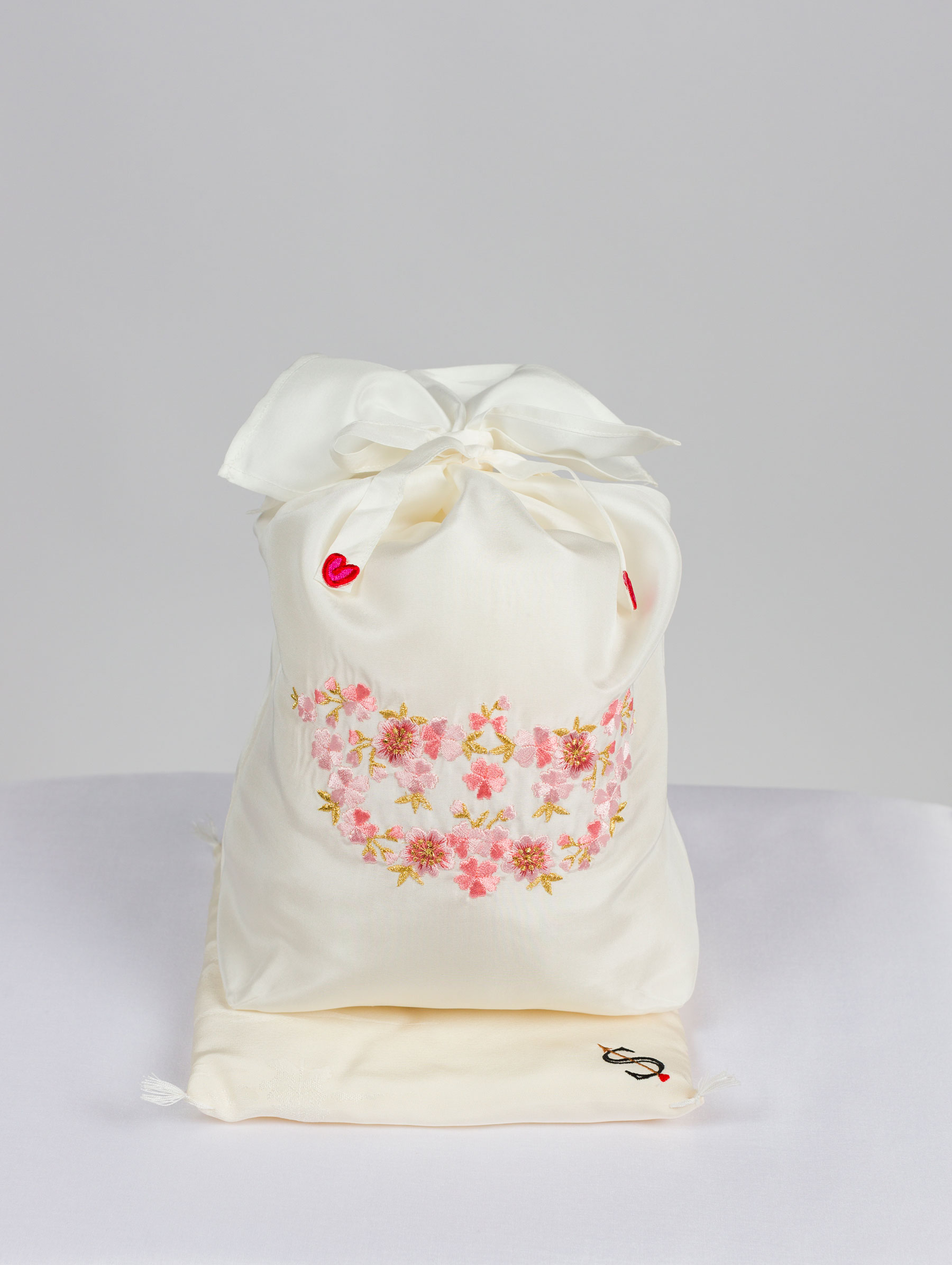 桜の刺繍